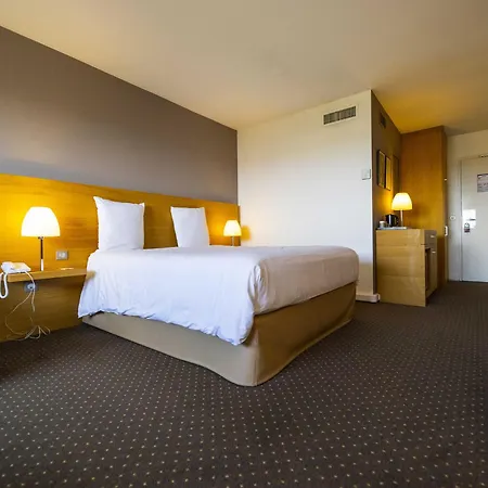 Mercure Bordeaux Lac Exterior photo