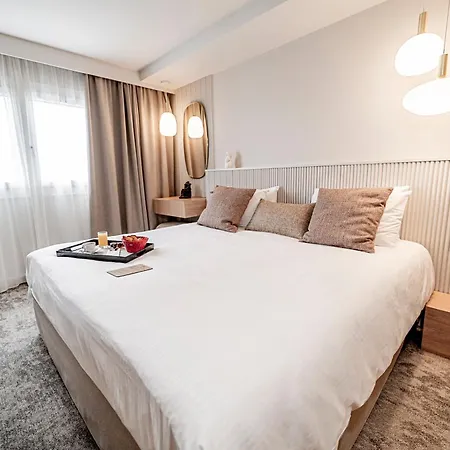 Mercure Bordeaux Lac Exterior photo