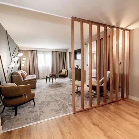Mercure Bordeaux Lac Exterior photo